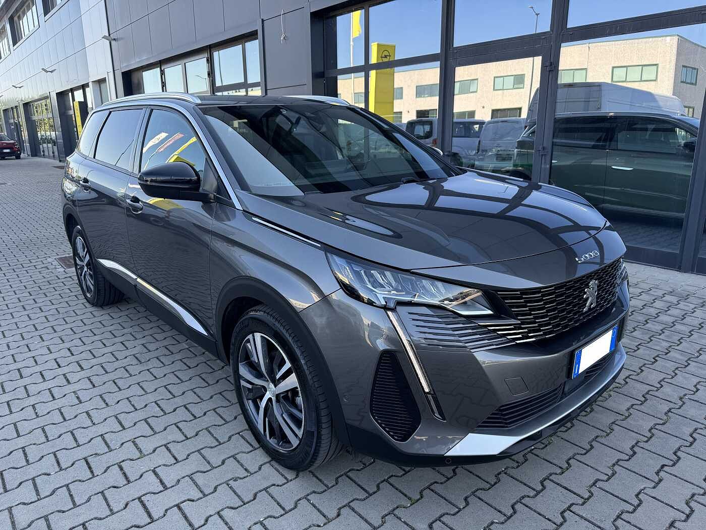 Peugeot 5008 – 